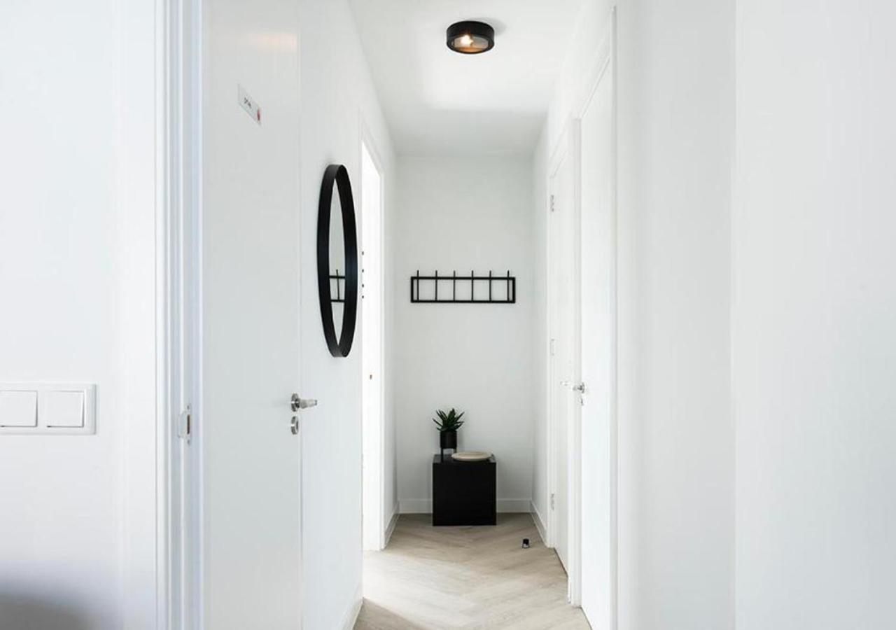 Newly Renovated Xl Center Appartement *